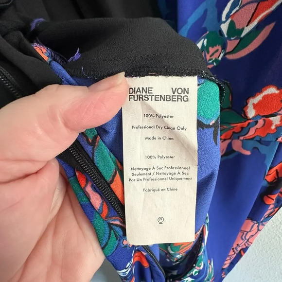 Diane Von Furstenberg Karissa Silk Blend Chiffon Floral Print Wrap Jumpsuit 6 - Picture 4 of 14